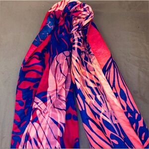 LARGE FLORAL SCARF pink blue BDG URBAN OUTFITTERS